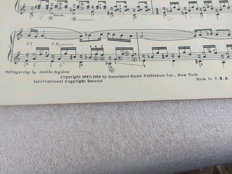 Hietor Villa-Lobos Bachianas Brasileiras No. 5, Aria para voz y guitarra  Foto 3 de 4