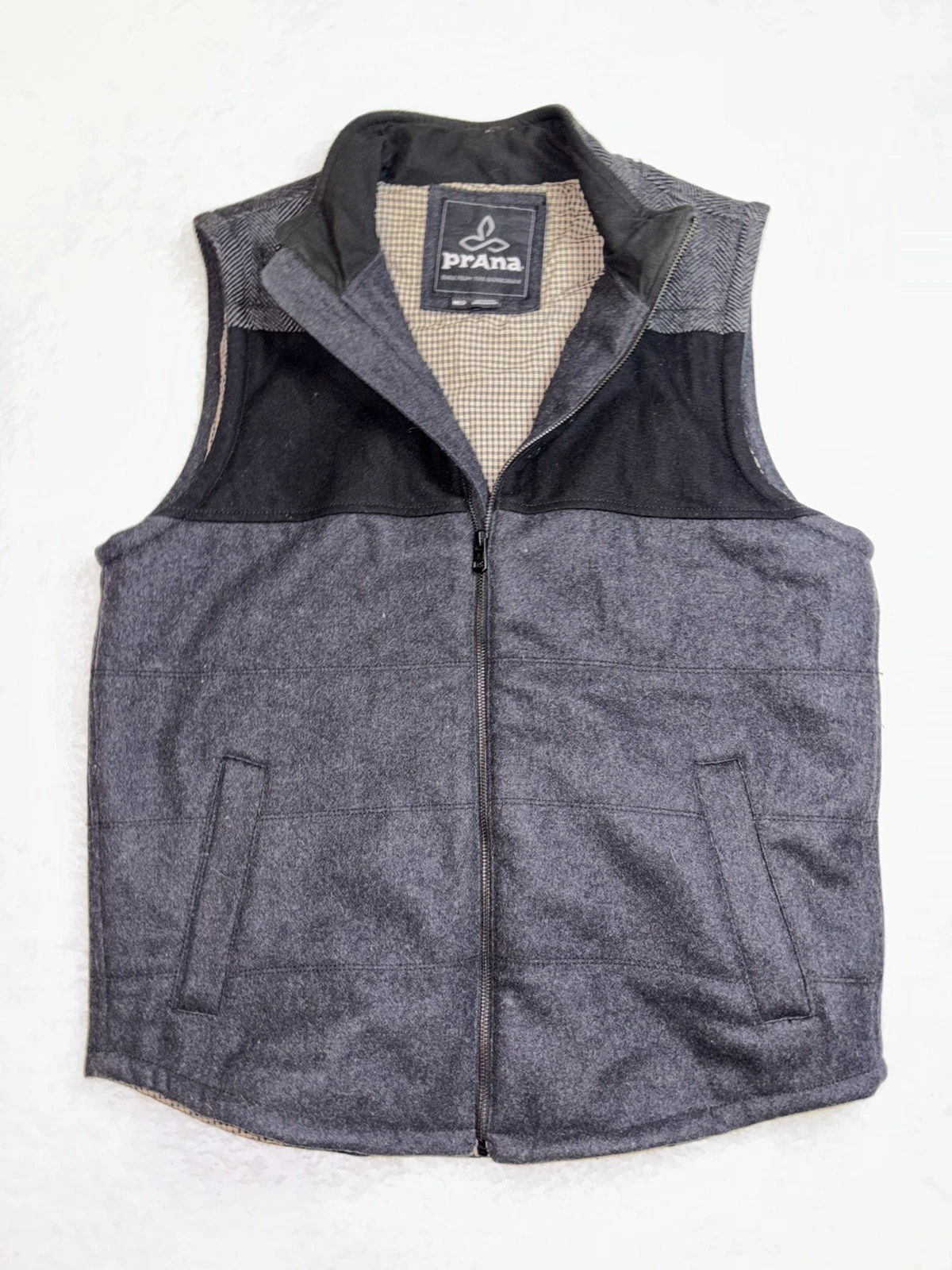 Prana Men’s Wool Cotton Vest Gray Utility Outdoors Walking Hiking Vest Sz Medium