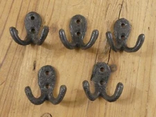 5 Pcs Small Hooks Cast Iron Rustic Brown Farmhouse Key Coat Hat Rack Storage Mug