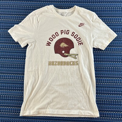 Arkansas Razorbacks Wooo Pig Sooie T-Shirt - 2 Sided Print Men's Short Sleeve Shirt