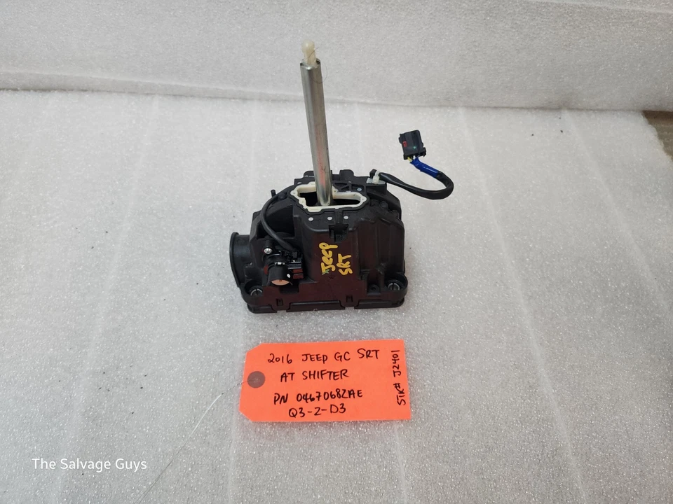 16 JEEP GRAND CHEROKEE SRT OEM AUTOMATIC SHIFTER 04670682AE 14-22 - Image 4 of 4