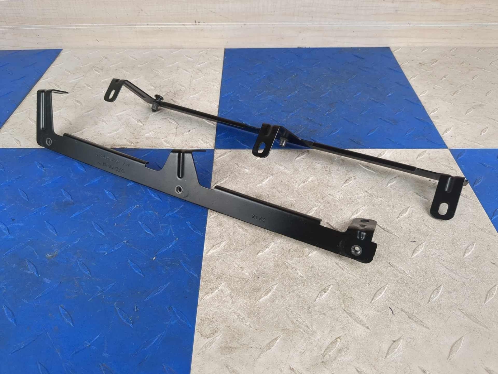 2017-2022 Audi R8 - OEM Engine Compartment Trim Brackets Left & Right 4S8813891