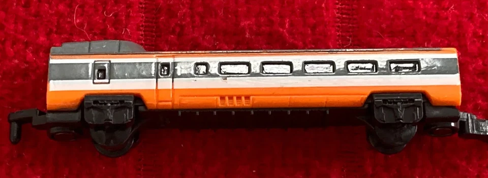 Coche vintage 1989 micro máquinas "tren bala" #1 de Galoob Foto 4 de 4