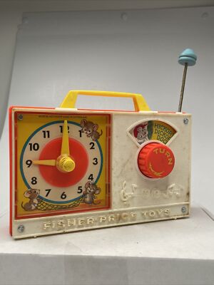 vintage Fisher price 1964 clock music box hickory dickory dock