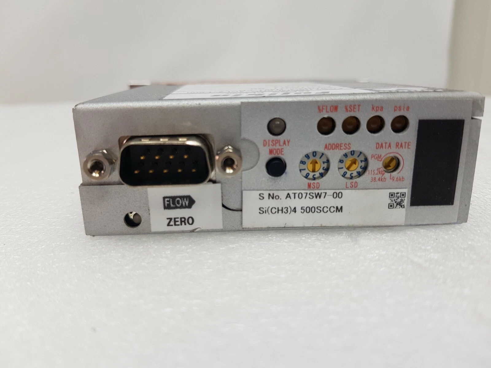 Fujikin MFC top panel with D-sub 9, LEDs, address and data-rate switches