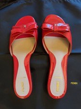 SANDALI FENDI ROSSI CON DETTAGLI FIOCCO TACCO PIATTO VERNICE PELLE TG 38,5 NUOVI
