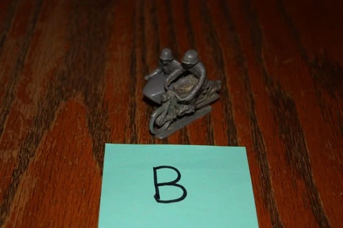 Vintage Marx Battleground Dark Gray German Army Motorcycle & Rider B MPC, Timmee