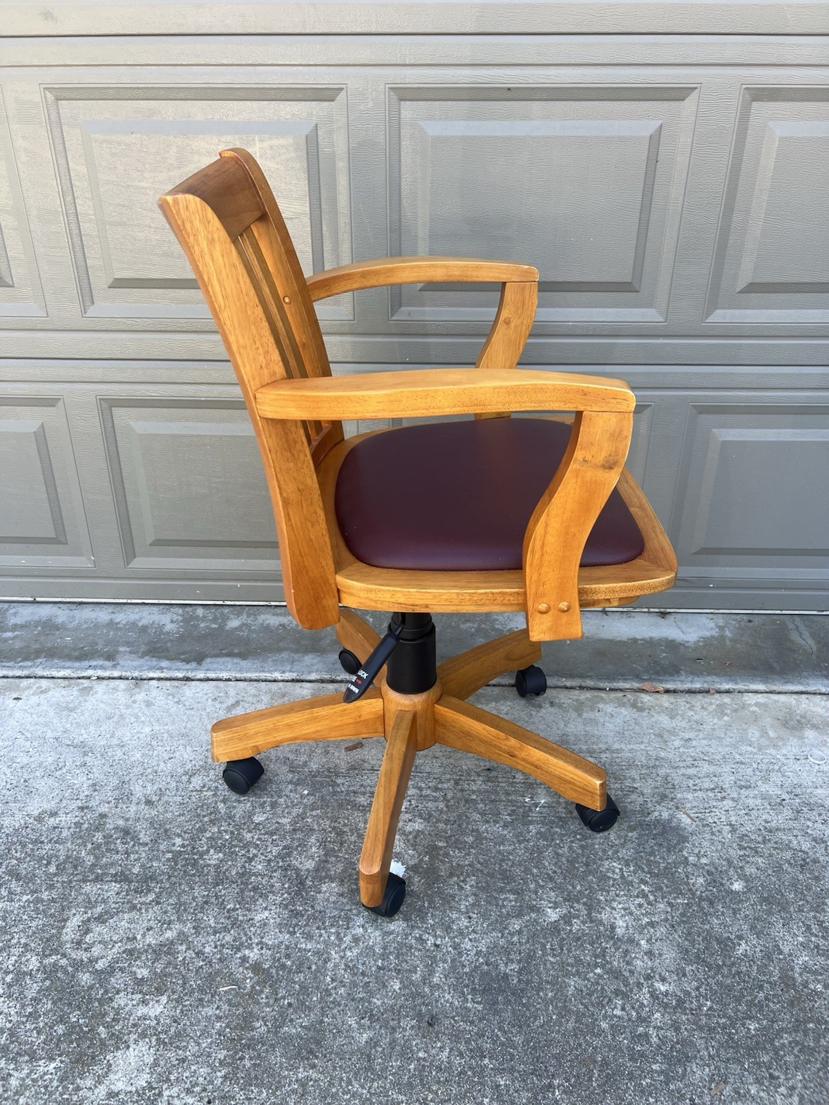 Silla de Oficina Madera Con Soporte Giratoria de Acero