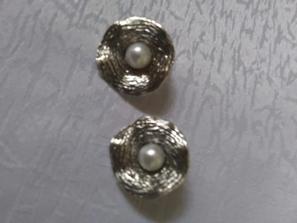 Pendientes de plata de ley 925 y perlas cultivadas O Paz, de Hagit Gorali Foto 2 de 2