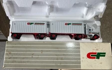 Vintage 1/53 Scale Consolidated Freightways Semi-Truck Diecast Trailer CF Tonkin