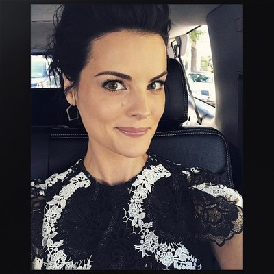 Jaimie Alexander 009 | 8 x 10 Photograph | Celebrity Actress, Beautiful Woman