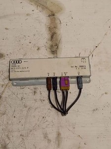 AUDI A4 Avant 8K5, B8 Antennenverstärker  8E9035225P 2.90 Diesel 2009 31476608