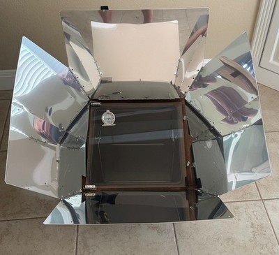 Sun Oven - Off Grid Cooking - Cook with the power of the sun - Open Box