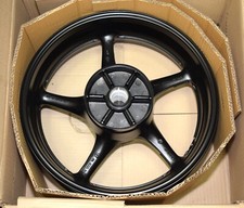 jante arrière noir Yamaha FZ6 2004/2009 YZF-R6 2003/2016 5SL-25338-00-98 neuf