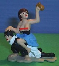 TOY SOLDIERS 17th CENTURY PIRATE WITH BEAUTIFUL TAVERN WENCH ON HIS BACK 54 MM