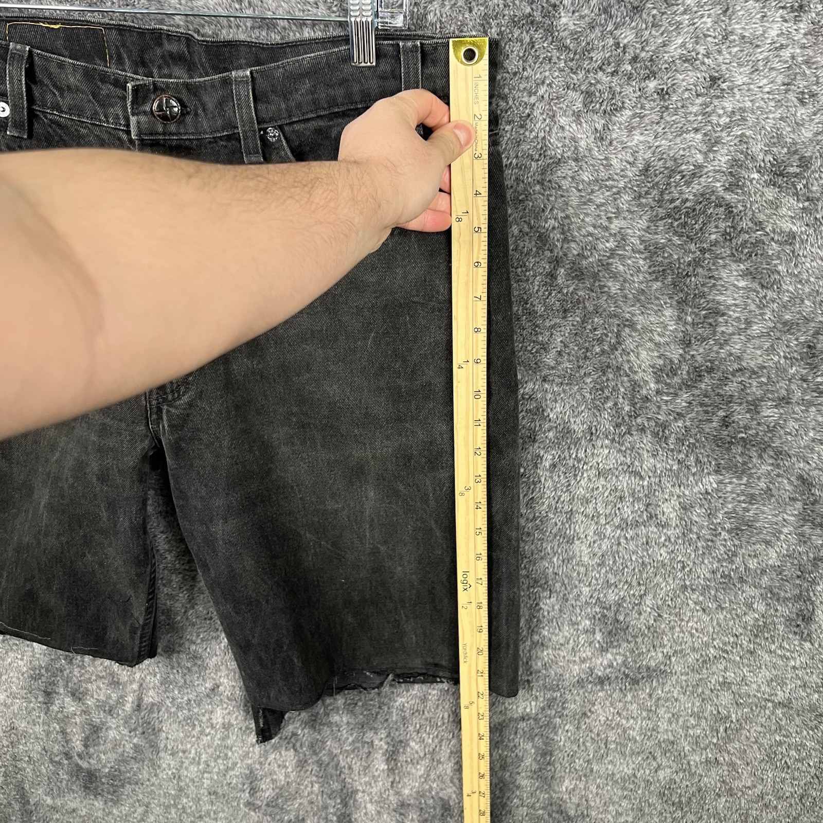 Vintage Levis 555 Shorts Mens 38 Black Cut Off Jorts Orange Tab Grunge 90s thumbnail 6