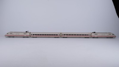 Märklin H0 3370 Triebzug InterCityExpress BR 401 ICE DB Wechselstrom