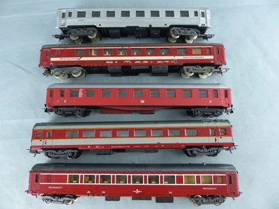 LIMA Ho , lot de 5 wagons voyageurs divers dont 2 aménagés SNCF - Photo 1/4
