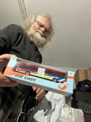 Druckguss Metall Bus