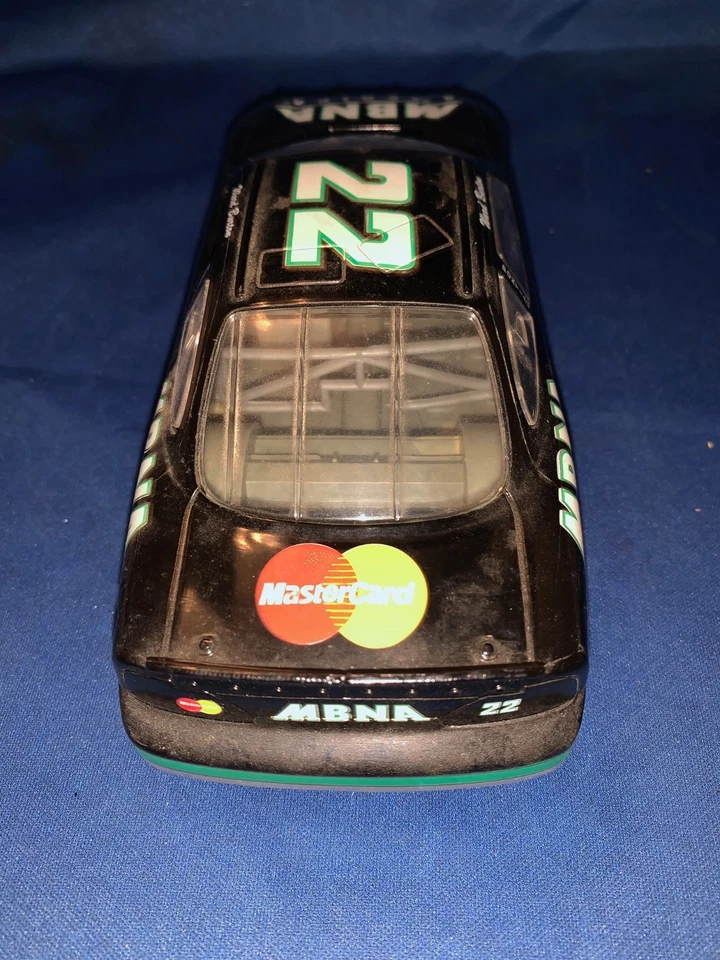 NASCAR DIECAST 1:24 Scale #22 Ward Barton MBNA Pontiac Grand Prix 1996 No Box - Image 3 of 4