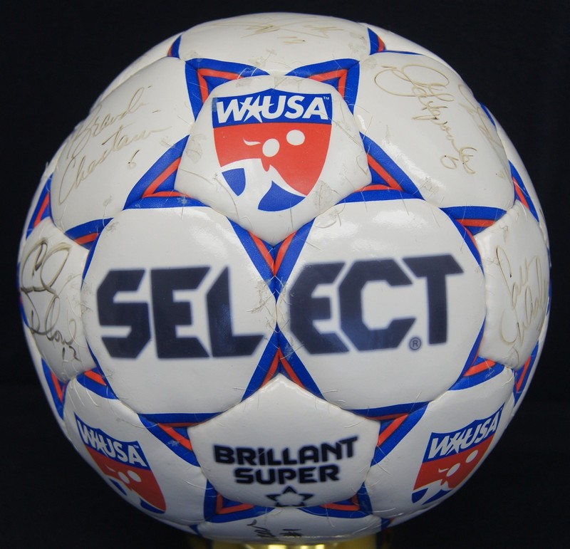 MULTI-SIGNED 1999 FIFA Woman's USA Soccer Ball MIA HAMM, AKERS PSA/DNA LOA