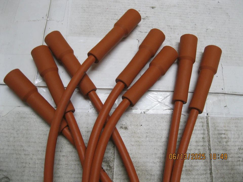 Spark Plug Wire Set Standard 7833 Foto 3 de 4