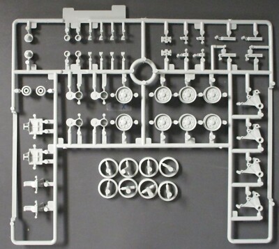 Dragon 1/35th Scale M4A3E8 Thunderbolt VII - Parts Tree Q from Kit No. 6183