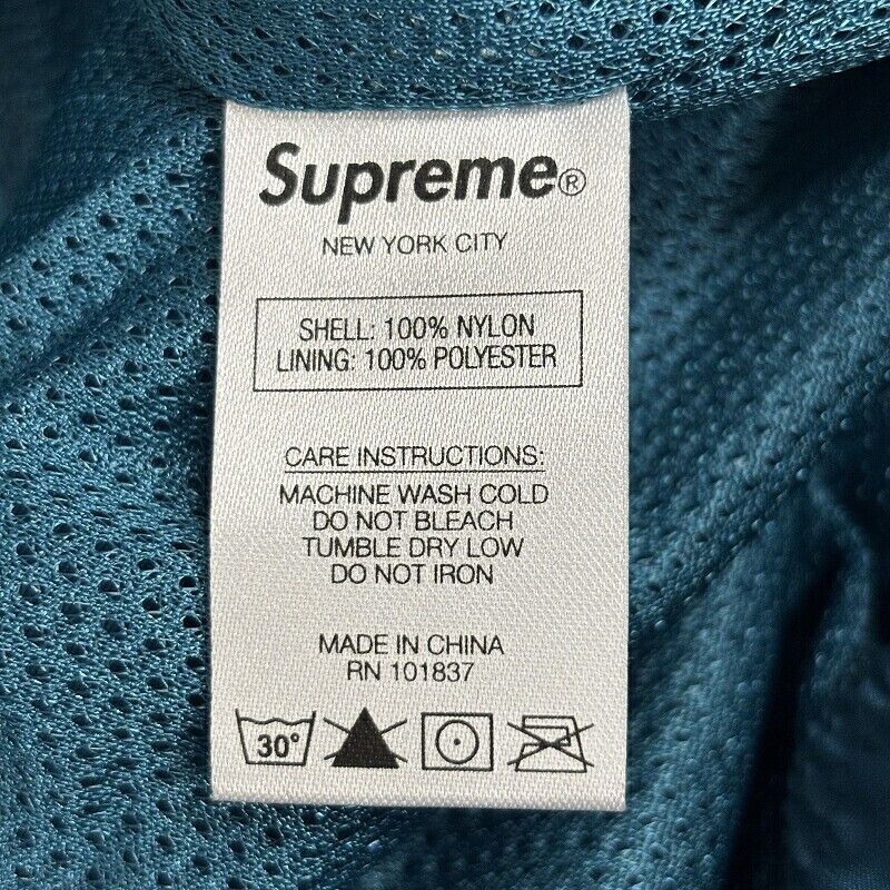 Supreme 21SS Dragon Pattern Nylon Track Jacket Blue Size XL Supreme 21SS Dragon Pattern Nylon Track Jacket Blue Size XL