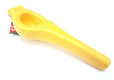 BRAND NEW YELLOW COOKING CONCEPTS CITRUS LIME LEMON SQUEEZER 8'' LONG
