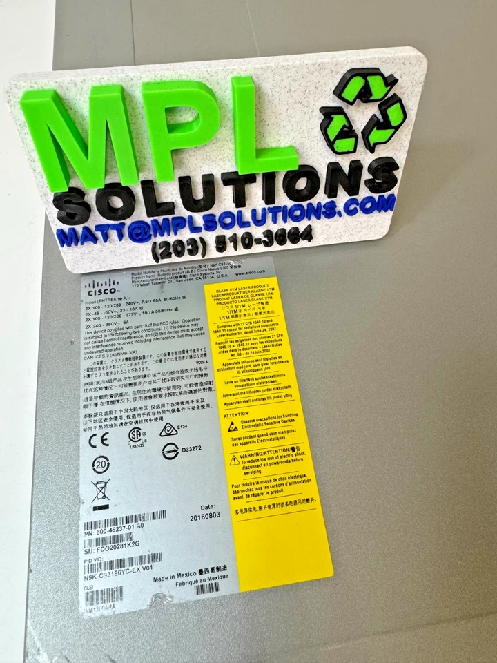 Conmutador Cisco Nexus N9K-C93180YC-EX 48*1/10/25-Gbps SFP 6*40/100-Gbps QSFP28 BONITO Foto 3 de 3