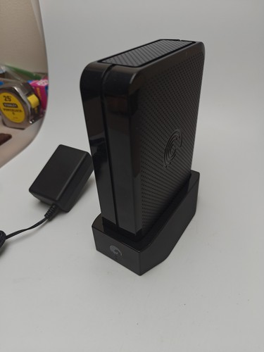 Seagate 9YBAN1-520 FreeAgent GoFlex Home Dock w/ Adapter & 9YBAN1-500 1 TB Drive - Picture 10 of 15