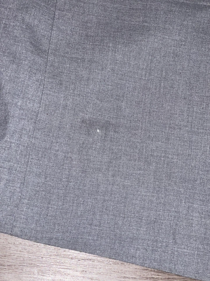 Banana Republic Suit Mens 44R 36x32 Gray Tailored Slim Fit 2 Piece Two Button - Image 4 of 4