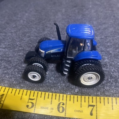 Ertl 1:64 Scale Ford New Holland T8050 Tractor W/Duals All 4
