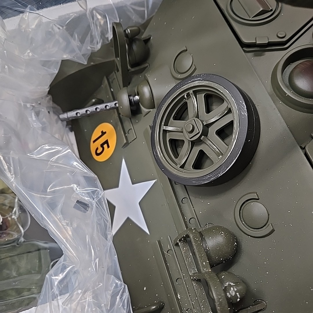 NEW Ultimate Soldier 21st Century WW11 M5 Stuart Military RC Tank 1:6 Scale