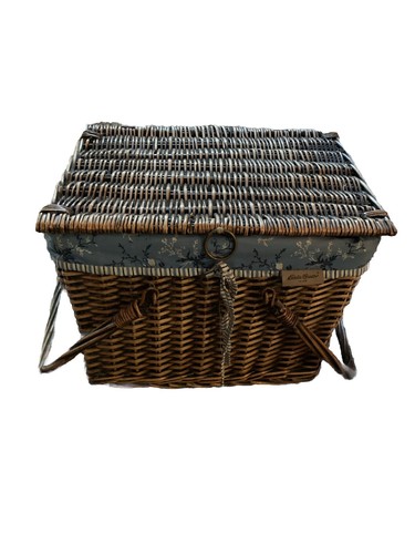 Vintage Eddie Bauer Picnic Basket - Picture 2 of 8