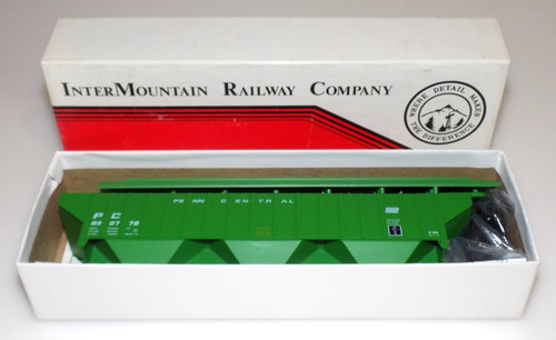 HO Trains InterMountain Railway 40321-10 Penn Central Cubierta Tolva Coche Kit | Condition: Used