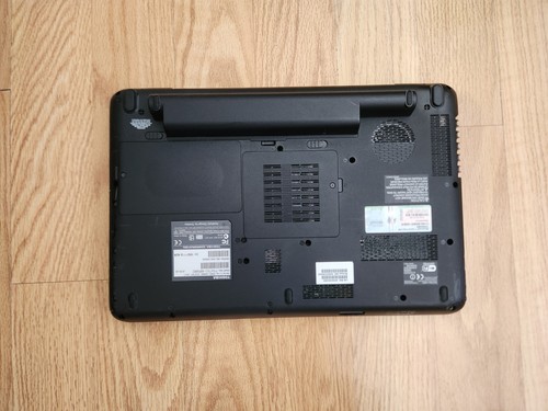Toshiba Satellite A505 Intel Core i5-M430 - 2,67GHz 16" Laptop 6Gb RAM.256GB SSD - Bild 8 von 8