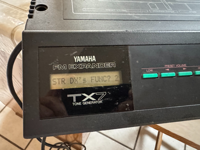 DTM・DAW YAMAHA TX7 FM EXPANDER yhxjhh8zlm2avhefu8mt.jpg