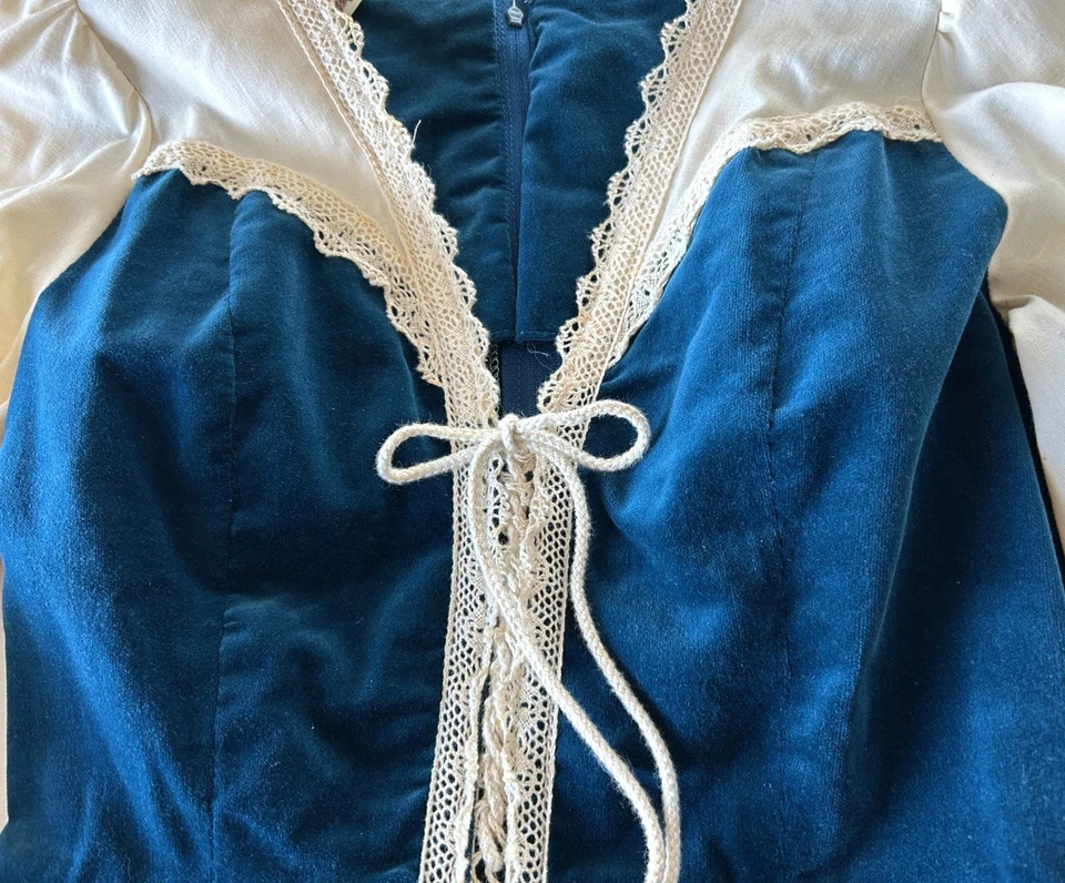 Vintage 1970s Gunne Sax Jessica dress Size 9 Blue Velvet Muslin Prairie CLEANED - Image 4 of 4