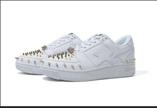 bapesta studded white