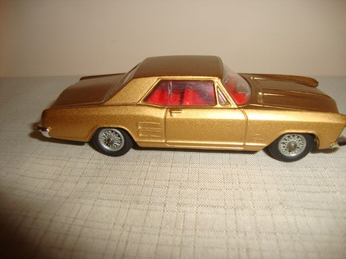 Original CORGI 245 BUICK RIVIERA - EXCELLENT in original BOX - Picture 4 of 12