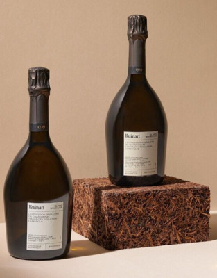 SET - 1 Ruinart Blanc Singulier - Edition 19 & 1 Edition 18 - 2 Bottles