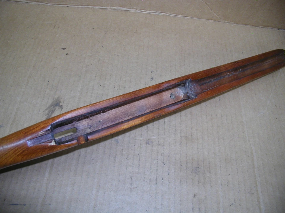 西尔斯273.2701/温彻斯特121 22LR步枪-库存,标准 — 第 4/4 张图片