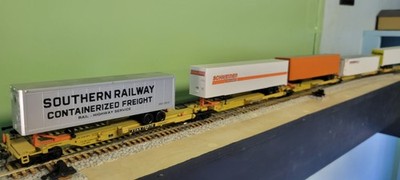 Walthers HO 263' 5-Unit All Purpose Spine Car TTAX #79876 With Trailers