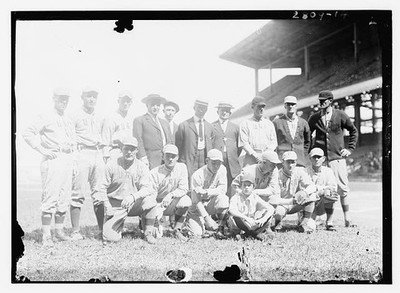 Photo:Philadelphia 1913 United Gas Improvement Baseball Team Group Photo