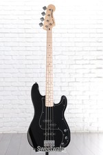 Squier Affinity Series Precision Bass Black with Maple Fingerboard