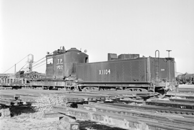 Texas & Pacific, Tender Car No. X-1104 Big Spring, TX 1961 5 x 7 Photo