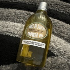 L'Occitane Huile De Douche Almond Cleansing Softening Shower Oil 8.4 fl.oz/250mL