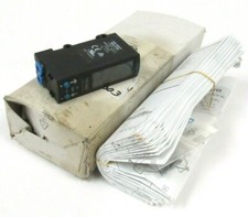 NEW FESTO SDE3-D6M-B-WQ4-2P-M8 PRESSURE SENSOR SDE3D6MBWQ42PM8