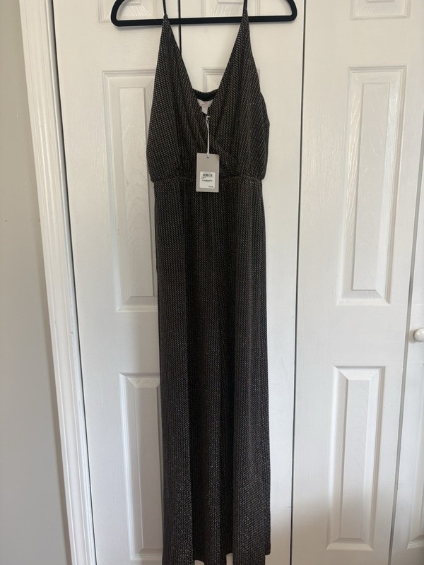 Chelsea28 Silver Metallic V-Neck Sleeveless Wide-Leg Jumpsuit Size 8 Party